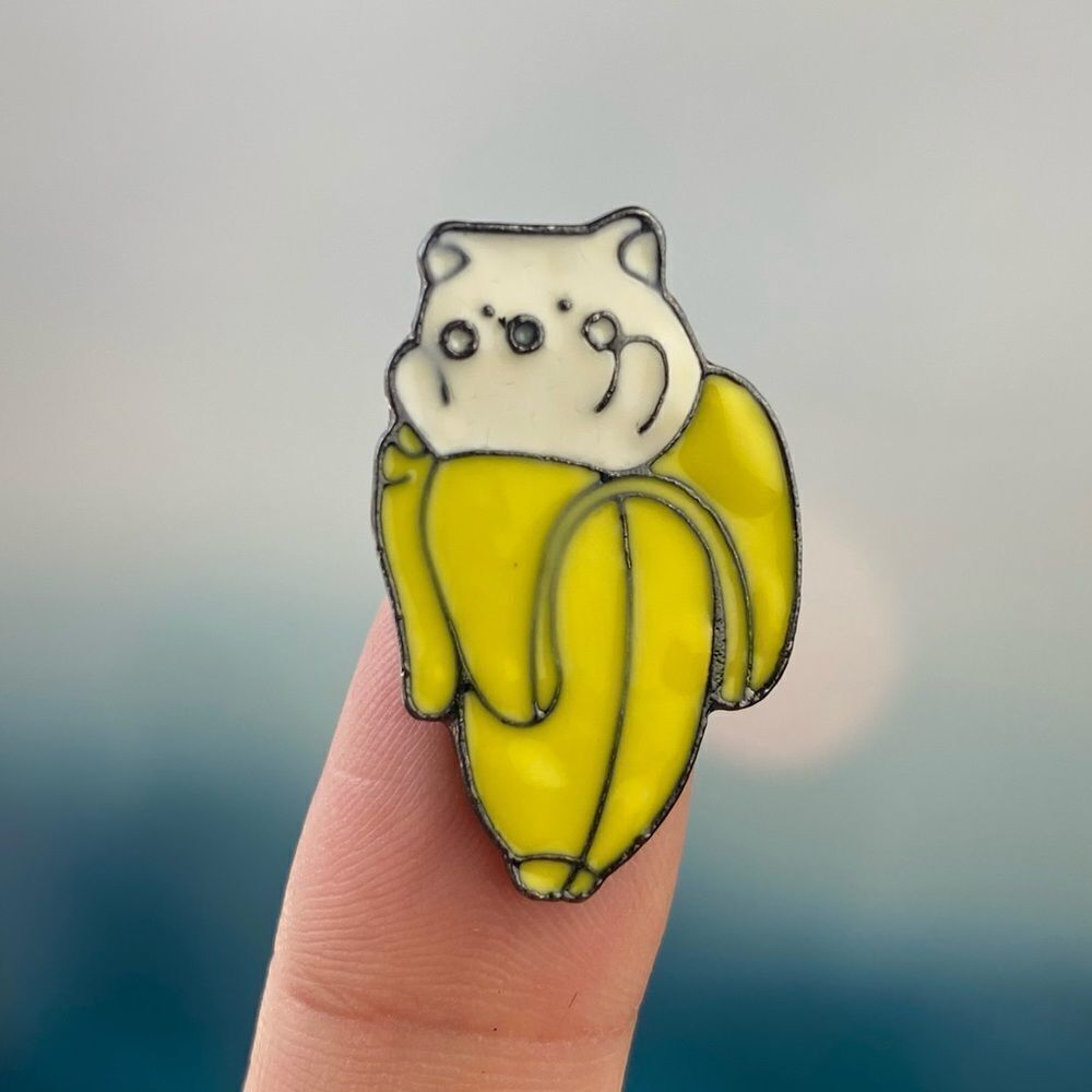 Banana Peel White Cat Enamel Pin/ Brooch Lapel